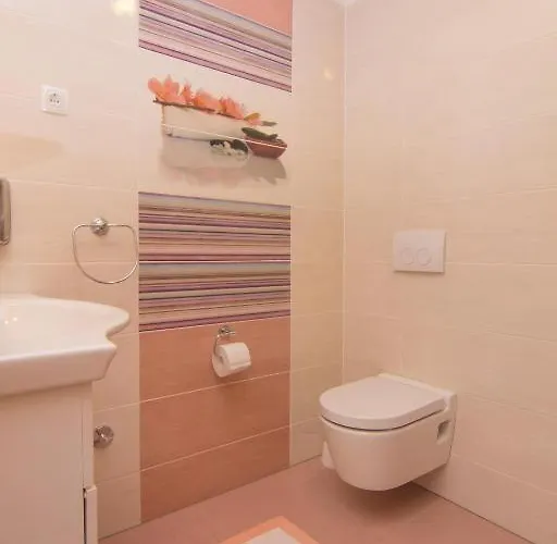Ljubica 4 Apartment *
